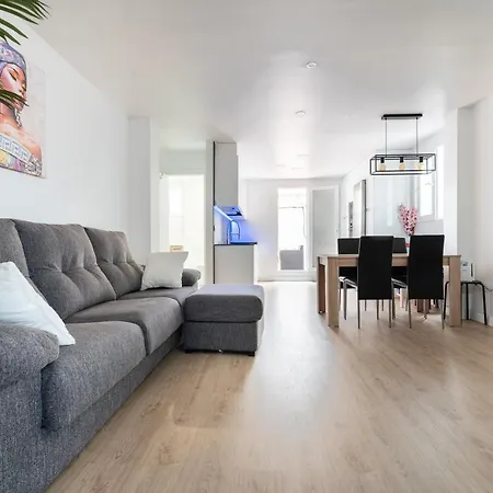 - Spacious Sanctuary In The Heart Of Valencia! - Apartment Valencia